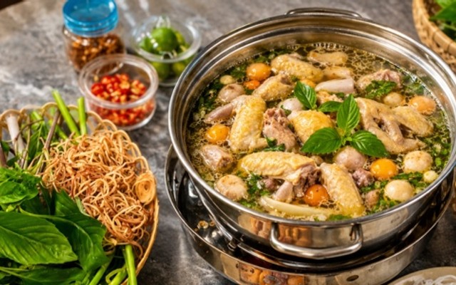Lẩu Gà Ba Lá - Chuyên Lẩu Gà Tươi