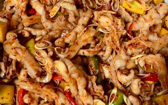Ăn Vặt Cô Duyên - Cafe, Chân Gà Sốt Thái & Nước Giải Khát