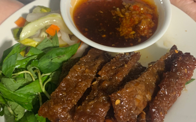 Gen Food - Lòng Heo Đủ Món, Khô Bò Bầm Nhà Làm & Chân Gà Sốt Cay