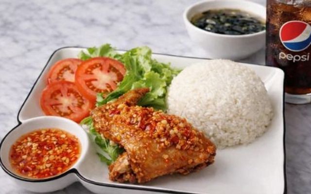 Quán Cơm 999 - Trần Bình Trọng