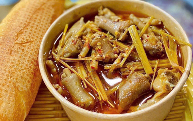 Chân Gà Xào Cay, Bún Mắm & Ăn Vặt - Thống Nhất