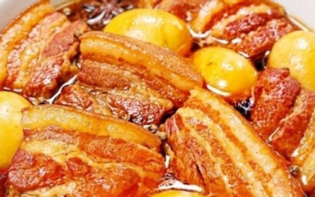 Thịt Kho Tàu Cô Oanh - Tân Kỳ Tân Quý
