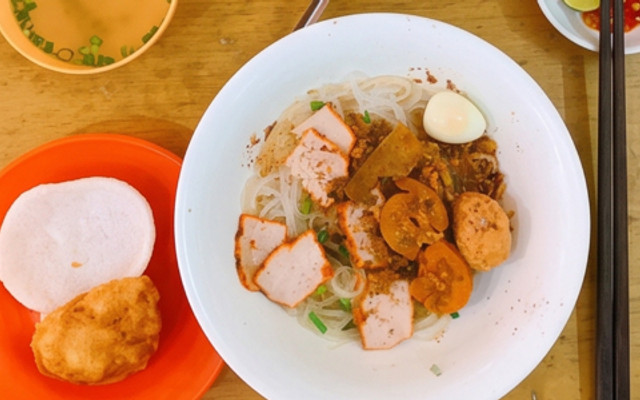 Hủ Tiếu Khô Nhà Gỗ