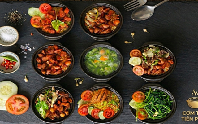 Cơm Thố Tiến Phát - Quang Trung