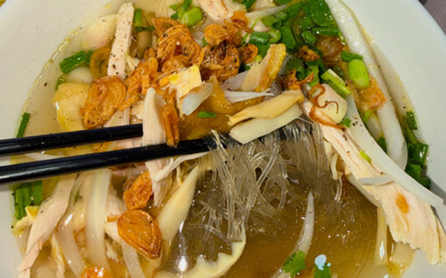 Miến Gà, Cơm Gà & Lẩu Gà - Út Hằng