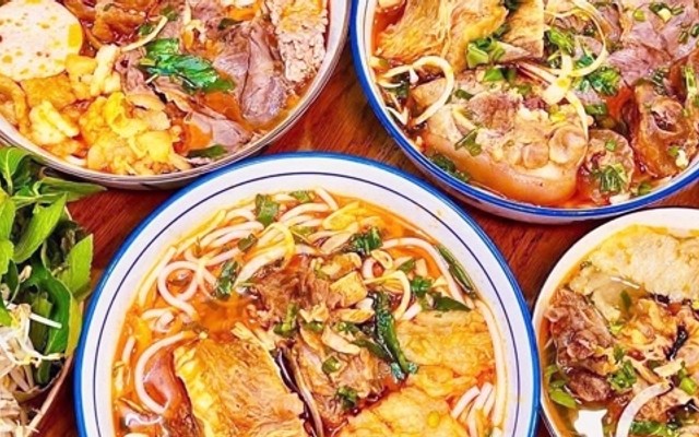 Bún Bò Huế Vỹ Dạ Xưa Q7