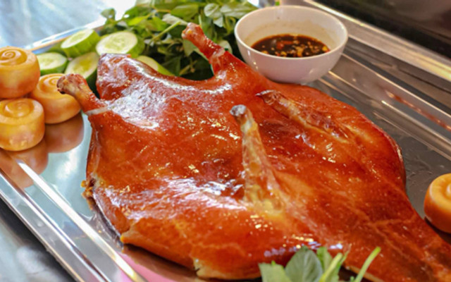 Vịt Quay Da Giòn Hồng Anh - Minh Phụng