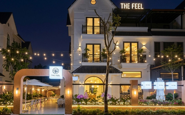 THE FEEL CAFE