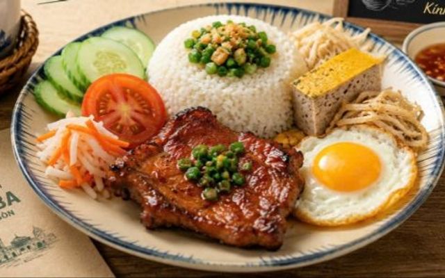 Cơm Tấm Cô Ba Sài Gòn - Phạm Hùng