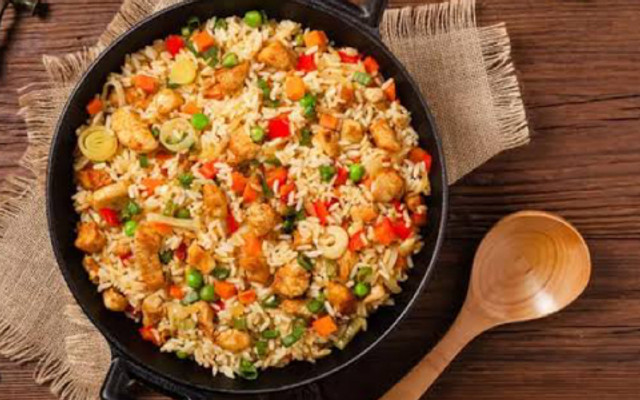 Cơm Chiên Dưa Bò - Đường Số 30
