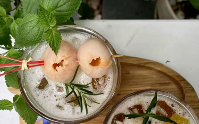 Mơ Màng Cafe - Miếu Hai Xã