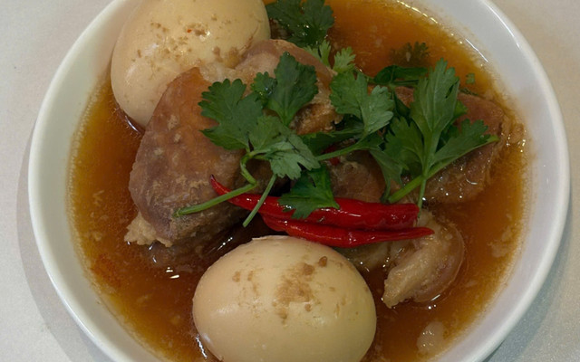 Xôi & Bún Thịt Nướng - 11A Bửu Đoá