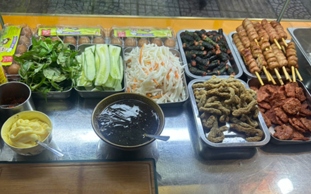 Bánh Mì Thịt Nướng 68 - Nguyễn Ảnh Thủ