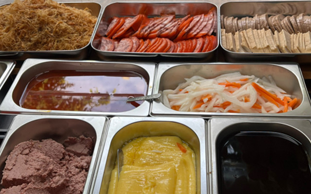 BÁNH MÌ TỨ HẢI - 110 Tô Hiệu