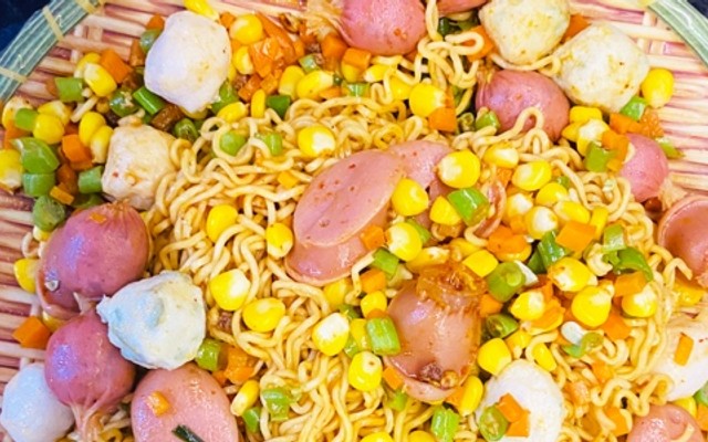 Mì Trộn Indomie KiChi - Kimbap & Đồ Chiên Cay Tê Phô Mai - Vườn Lài