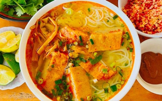 Bún Chả Cá & Cơm Gà - Hoàng Văn Thái
