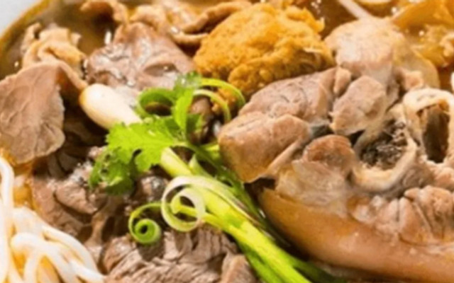 Bún Bò Huế Cố Hương
