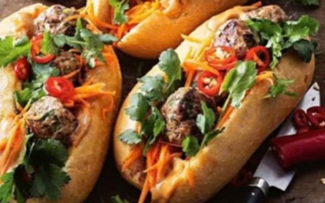 Bánh Mì Sĩ Long