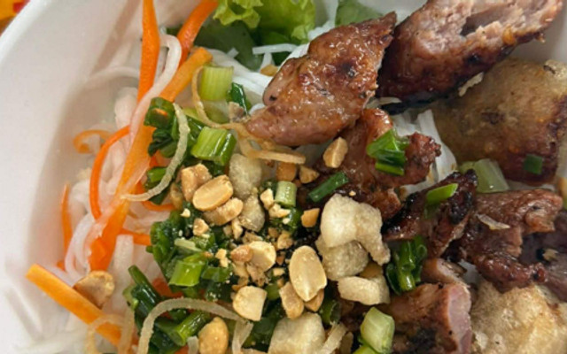Bún Thịt Nướng - Chung Cư Nhà Cháy