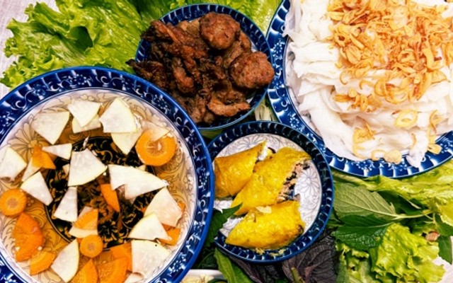Bếp Từ Tâm - Bánh Cuốn & Bún Chả Gia Truyền