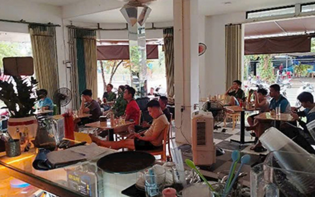 KIM COFFEE - 129 TRẦN ĐÌNH TRI