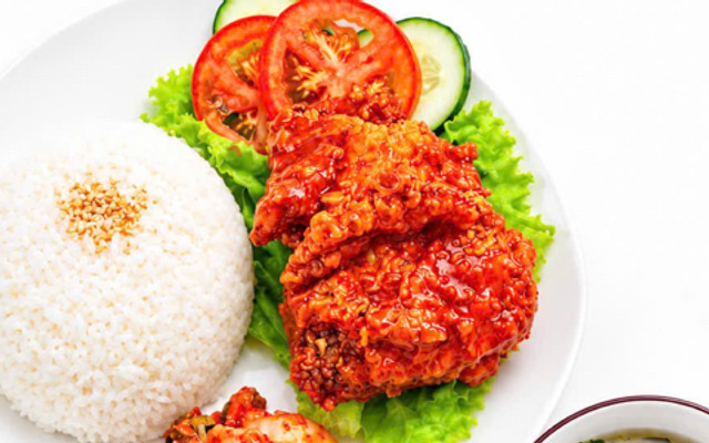 Cơm Gà Sốt Cay & Gà Rán - Bếp Nhà Cô Xuân