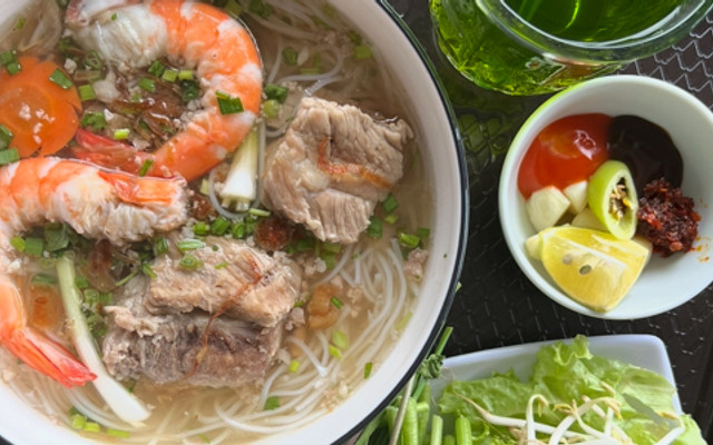 Bún Sườn Mọc & Hủ Tiếu - 897 Trường Chinh