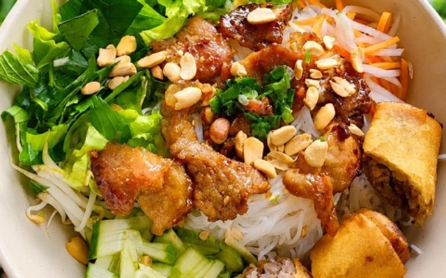 Bún Thịt Nướng (Chay/Mặn) Nữu Food - Hồ Xuân Hương
