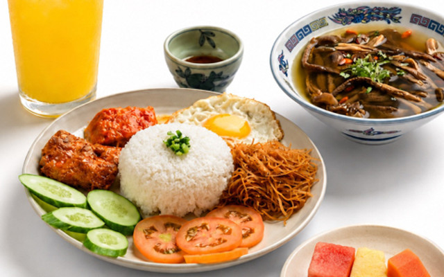 Món Chay SATILAS - Nhà Hàng Chay & Cà Phê - 25A Phú Thuận