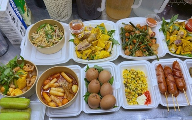 Ăn Vặt Bà Tám - Trà Sữa & Ăn Vặt