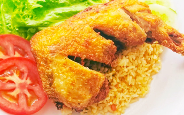 Bảo Phát - Cơm Gà Xối Mỡ