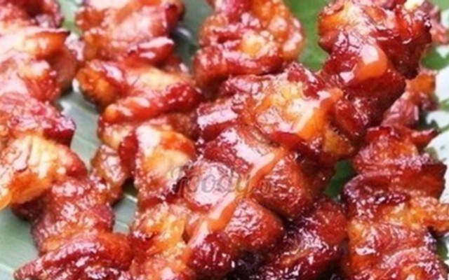 Anh Thư - Thịt Xiên Nướng & Bánh Bao Chiên - Phạm Thế Hiển