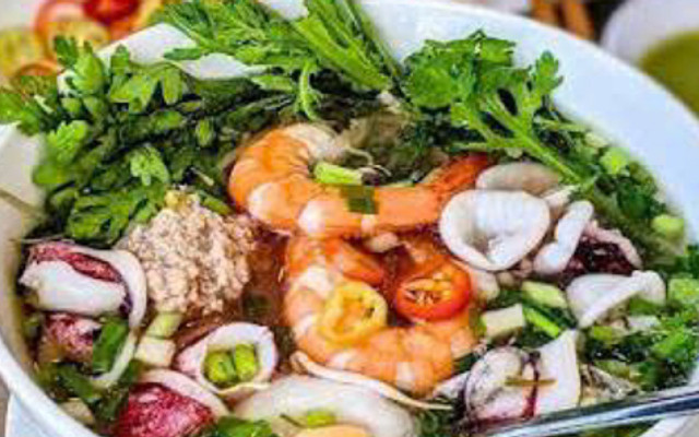 Quán Ăn Bà Béo - Chung Cư 9 View