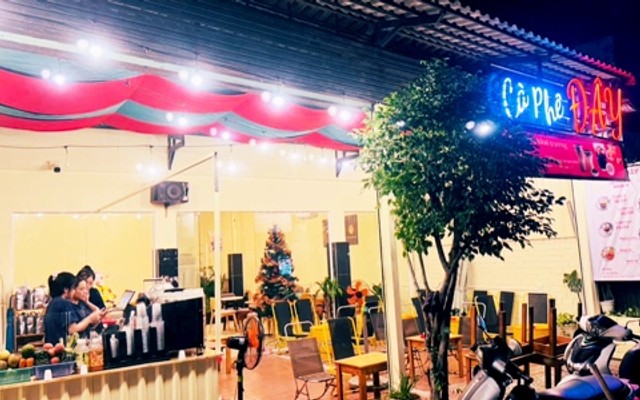 Đây Coffee & Sinh Tố - 83/4 Thoại Ngọc Hầu