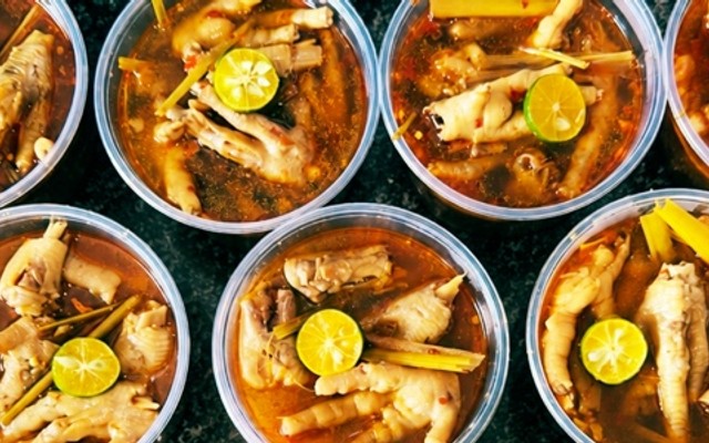 Chân Gà Xào Cay Xứ Nẫu - Hoàng Văn Thụ