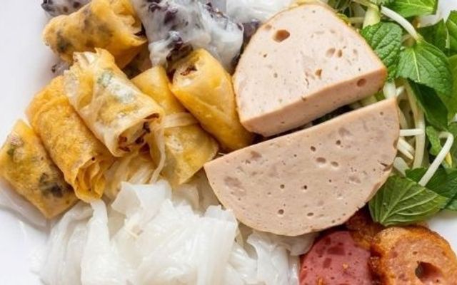 Bánh Cuốn Nóng Cô Linh