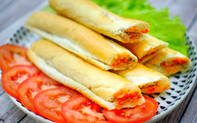Bánh Mì Que Pháp - Bến Vân Đồn