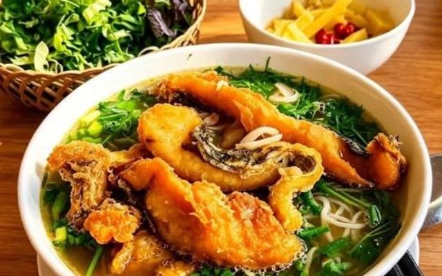 BÁNH CANH & BÚN CÁ LÓC CÔ NĂM