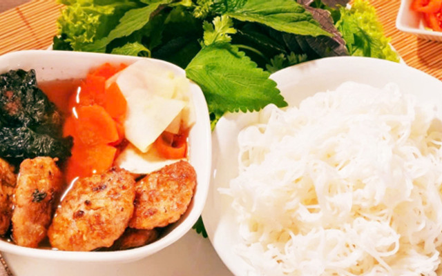 Hương Xưa - Bún Chả Hà Nội - Võ Thị Sáu