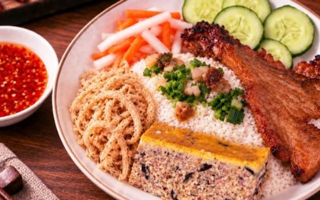 Pikabu - Cơm Tấm Sườn Nướng