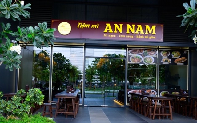 Tiệm Mì An Nam - Công Viên Bờ Sông
