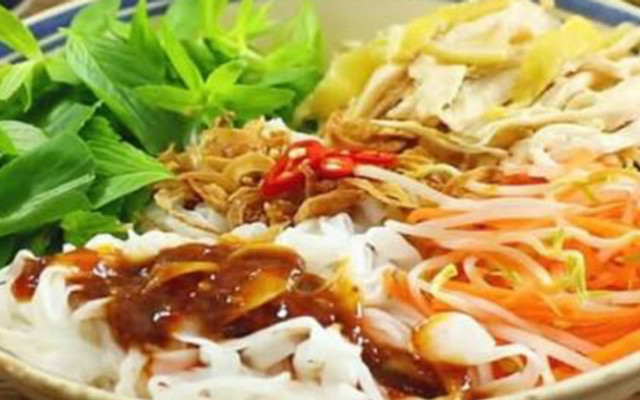 Bếp Thắng Ngân - Miến Gà Trộn & Phở Trộn