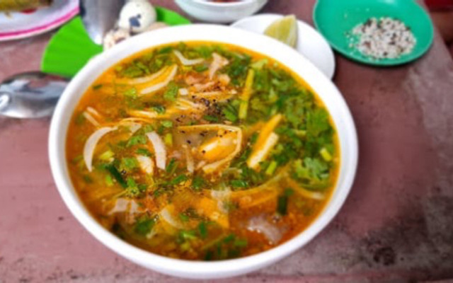 Vy - Cháo Bò & Gân Bò Trộn - Thái Thị Bôi