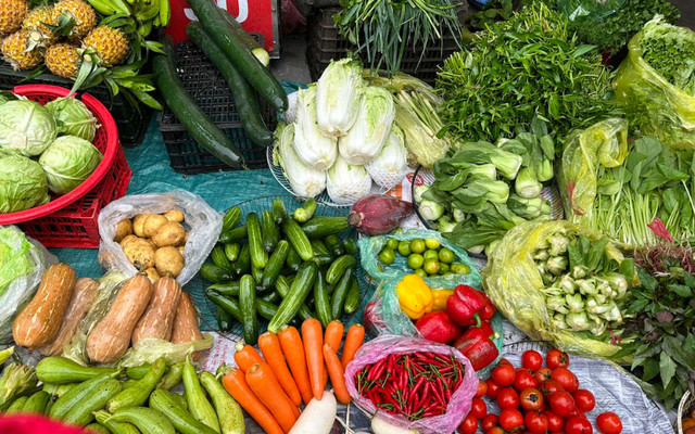 Long Hà - Rau Củ Quả - Tên Lửa
