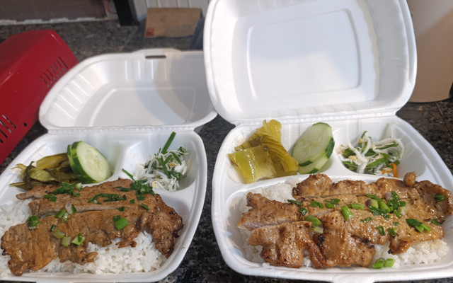 Tiệm Cơm Hương Đồng - Cơm Tấm Sườn Bì Chả - 61/2 Phù Đổng Thiên Vương