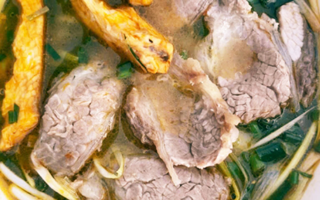 Bánh Canh Ngọc Anh - 185 Bà Triệu