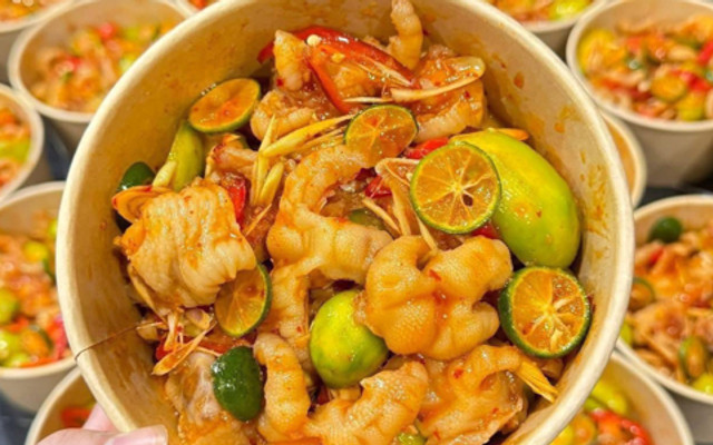 Bếp Nhà Pông - Ăn Vặt & Chân Gà Sốt Thái - 151 Láng Hạ