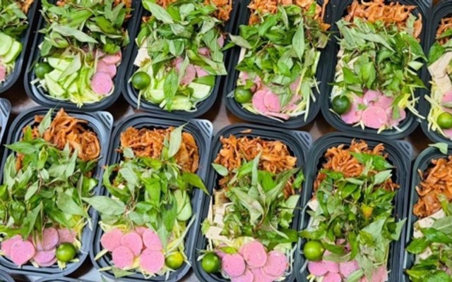 Tré Trộn Chua Cay - Cầu Diễn