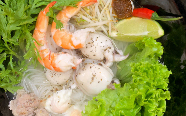 Hủ Tiếu Mực - Lê Duẩn