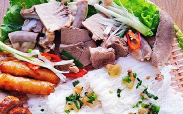 Cháo Lòng & Bánh Hỏi Lòng Heo - Nguyễn Quang Bích